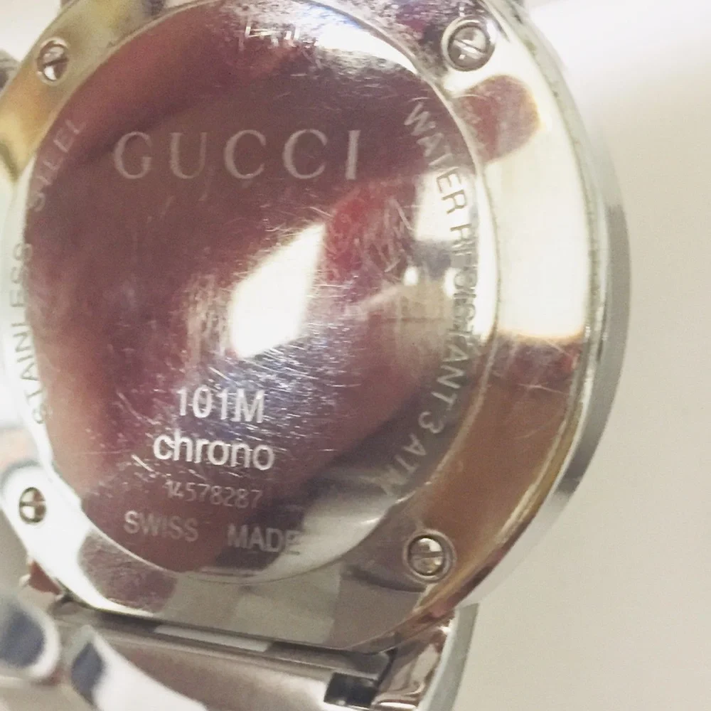 Gucci Silver and White Women's Watch - Picture 6 of 8